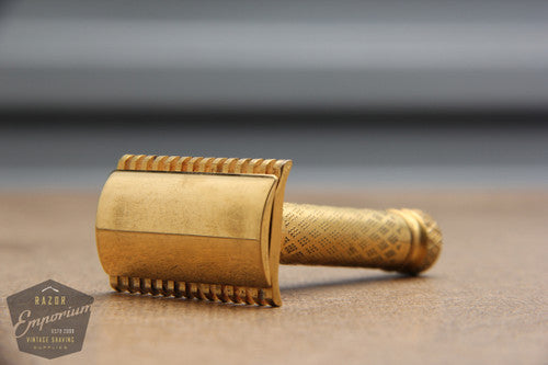 Gillette 1920's Gold New Improved Tuckaway Style Travel (DE) Safety Razor Set