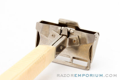 1960's GEM Featherweight SE Single Edge Razor