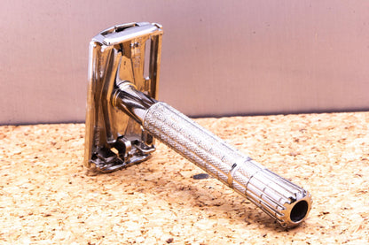 1956 B4 Gillette Flare Tip Double Edge Safety Razor | Original Condition