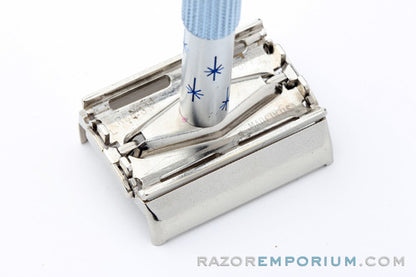 1966 Gillette Blue Star Lady Gillette DE Safety Razor L1 - Excellent