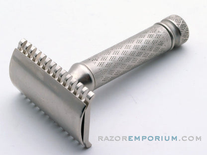 1923 Gillette New Improved Norfolk Tuckaway Double Edge Safety Razor