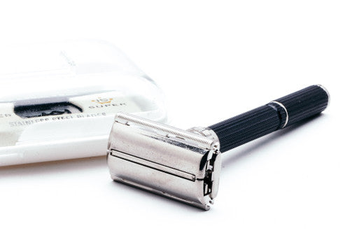 1973 Gillette T3 Super Adjustable 109 Safety Razor with Case
