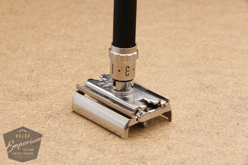 Gillette 1973 Super 109 / Long Handle Super Adjustable DE Safety Razor