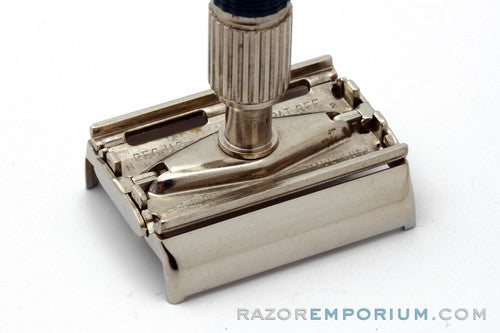 1968 Gillette Knack Double Edge Safety Razor N2