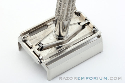 1947-51 Gillette Flare Tip Regular British Rocket Safety Razor Set