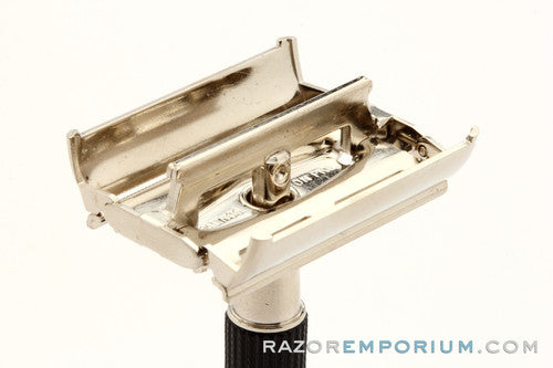 1973 T2 Gillette Black Handle Super Speed Safety Razor