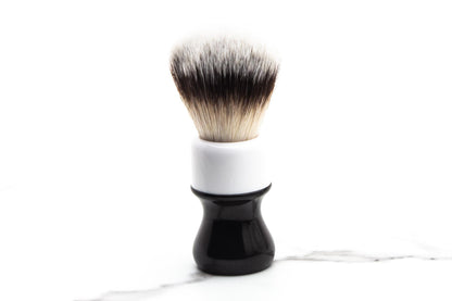 Noble Otter | Synthetic Shave Brush - Black/White - 26MM