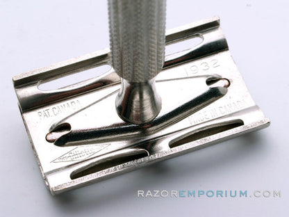 1947-51 Gillette '1932' Tech Safety Razor | Made in Canada