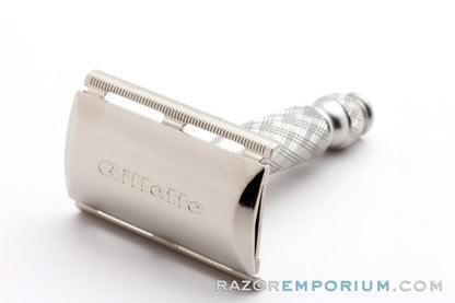 1971 Gillette Travel Tech DE Safety Razor Set R2