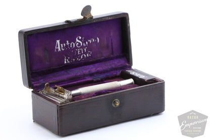 1940's Valet Auto Strop Razor Set in Black Leather Case