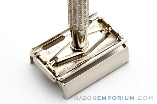 1956 B3 Gillette Regular Flare Tip DE Super Speed Set w/ Case & Blade Bank
