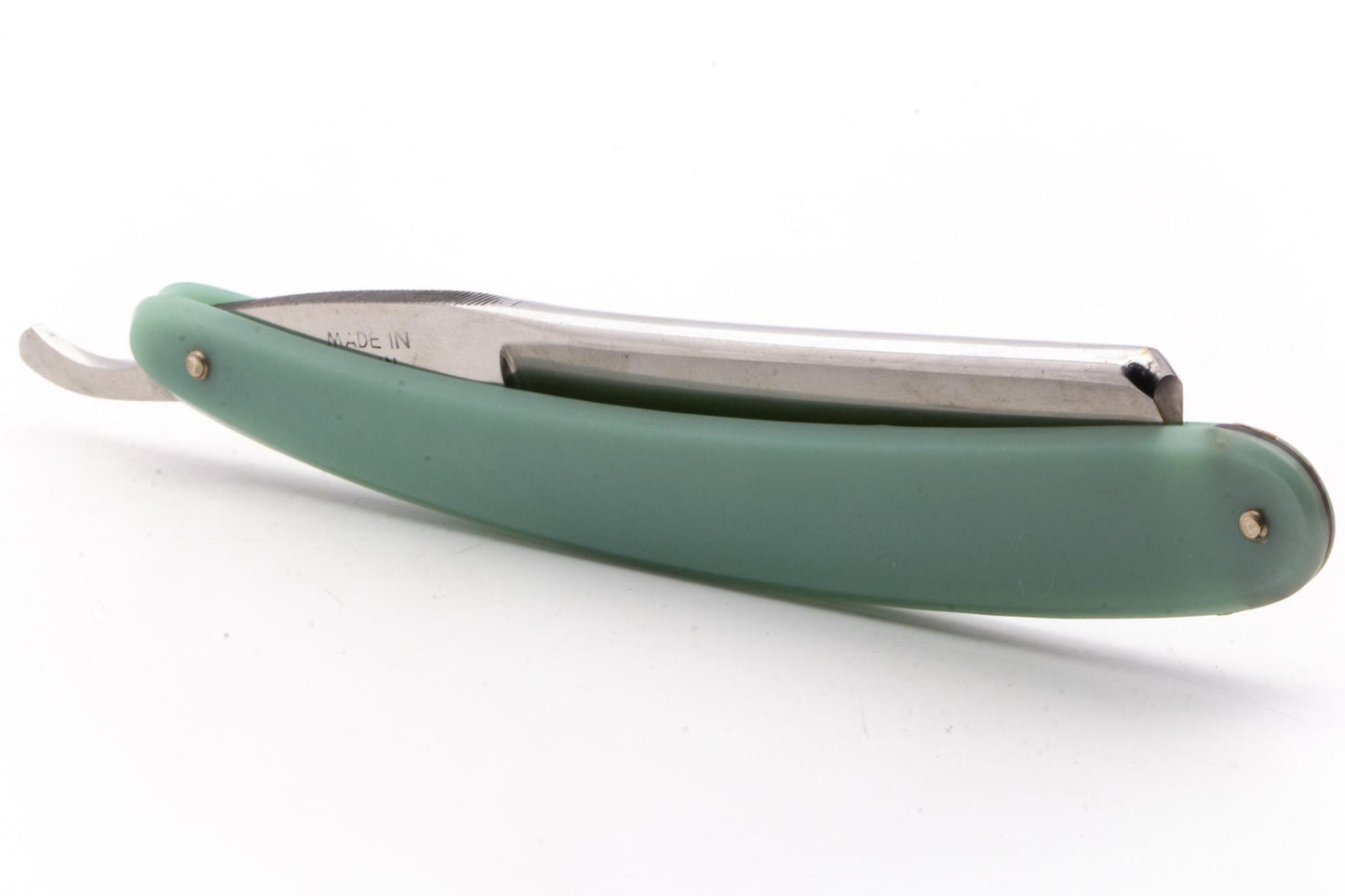 7/8" Filarmonica 14 Doble Temple Jose Monserrat Pou Straight Razor With Sea Foam Scales