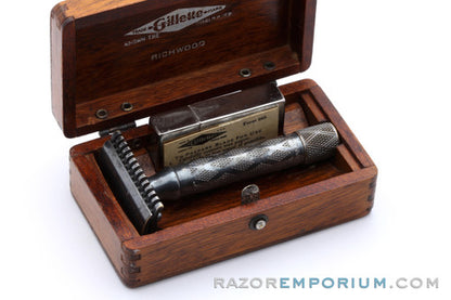 1922 Gillette New Improved Richwood Safety Razor Set - Gorgeous Patina