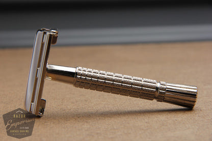 Gillette 1966 Flair Tip Super Speed DE Safety Razor -- L2
