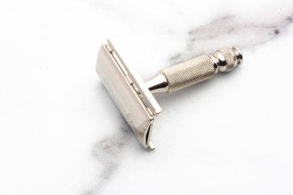 1965 K4 Gillette Razor' n Blades Ball End Travel Double Edge Safety Razor Set | Original Condition