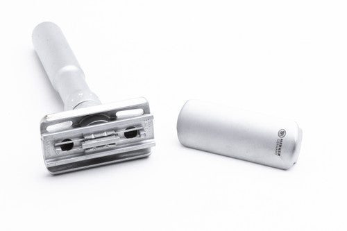Used Merkur Futur Matte Adjustable DE Safety Razor with Snap Closure | Used