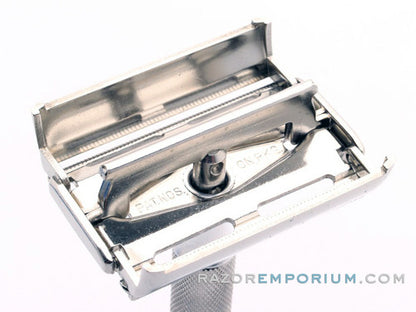 1952 X4 Gillette Black Tip Double Edge Super Speed Set