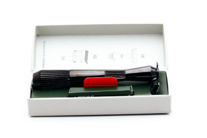 Leaf Twig-Thorn Single Edge Razor