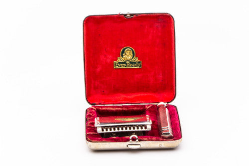 Ever Ready 1912 Style Single Edge Safety Razor | Metal Case & Blade Bank
