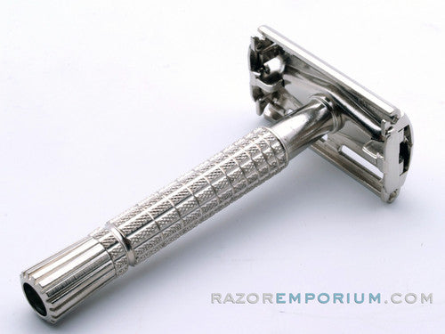 1966 L1 Gillette Flare Tip Super Speed Safety Razor