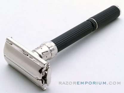 1972 S4 Gillette Super Adjustable 109 Safety Razor