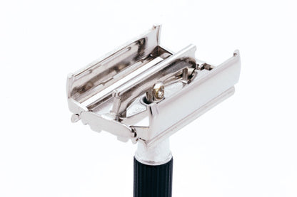 1969 Gillette Black Handle Super Speed DE Safety Razor - O4