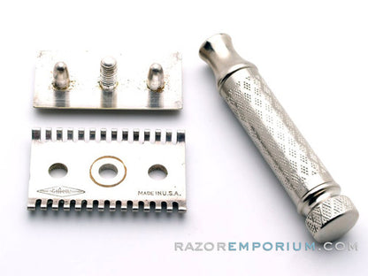 1924 Gillette New Improved Norfolk Tuckaway DE Safety Razor