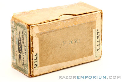 1907 Gillette Single Ring Old Type Script Logo Set in Leather Case w/ Blade Banks & Original Box