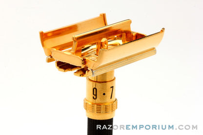 1969 O4 Gillette Super Adjustable 109 DE Safety Razor w/ Case & Blades | Original Gold