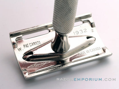 1951 W2 Gillette Ball End Tech DE Razor | Electro Etched Logo