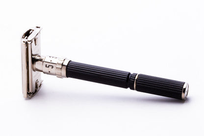 1970 Gillette Super Adjustable 109mm Double Edge TTO Safety Razor