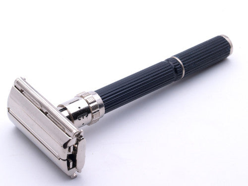 1975 V1 Gillette Super Adjustable 89 Adjustable Safety Razor Set w/ Case & Bladebank