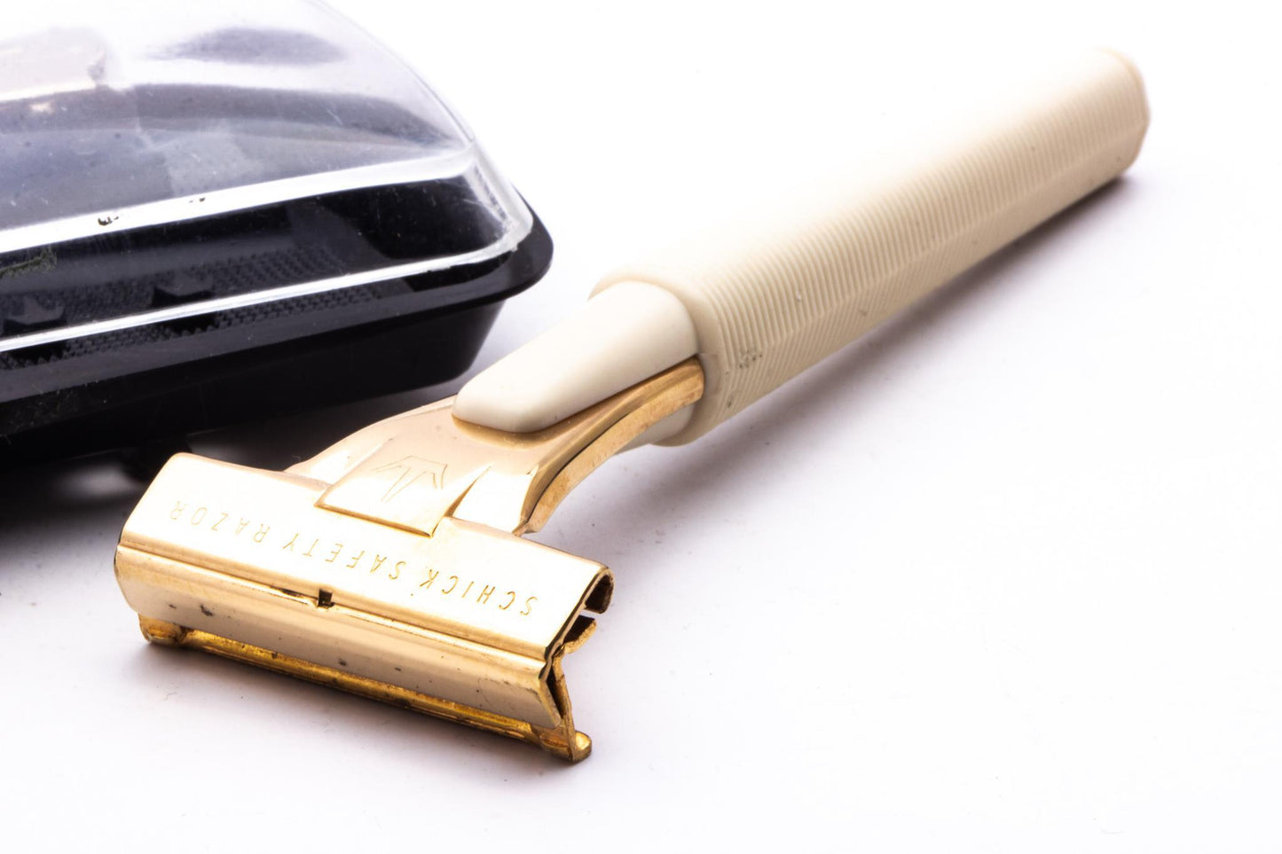 1950's Eversharp Schick Injector Safety Razor Set With Original Case & Instructions | Original Condition