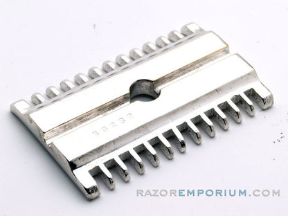 1930's Gillette De Luxe New Improved Norfolk Tuckaway DE Safety Razor