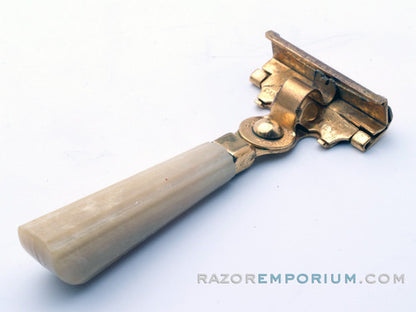 1940's Schick SE Razor Injector Bakelite Handle Set w/ Black Case | Made in Canada