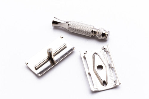 1962 Gillette Travel Tech Double Edge  Safety Razor H2