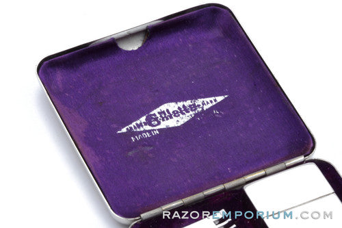 1930's Gillette NEW Deluxe Norfolk Tuckaway DE Safety Razor Set | Revamp