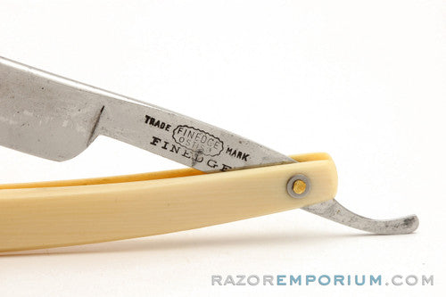 4/8" Finedge Cut Corp. Ostiso Wedged Straight Razor | Solingen, Germany