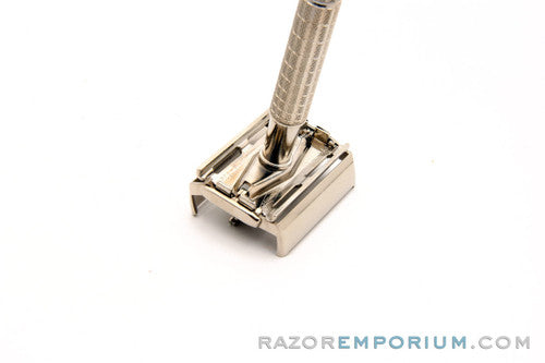 1954 Gillette World Series Baseball Z2 Regular Flair Tip Super Speed Safety Razor w/ Case