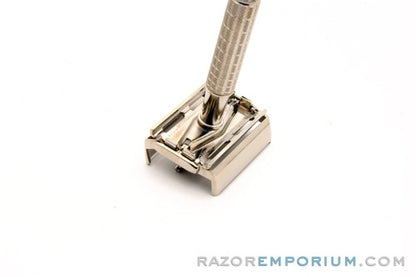 1954 Gillette World Series Baseball Z2 Regular Flair Tip Super Speed Safety Razor w/ Case