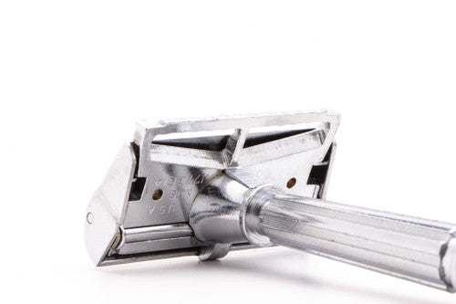 Gem 1930's Micromatic Single Edge Razor in Art Deco Case | Maroon