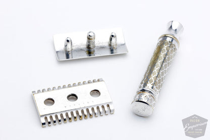 1921 Gillette New Improved Tuckaway Safety Razor