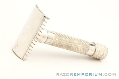 1920 Gillette Bulldog Old Style Double Edge Razor w/ French Ivory case and Blade Banks
