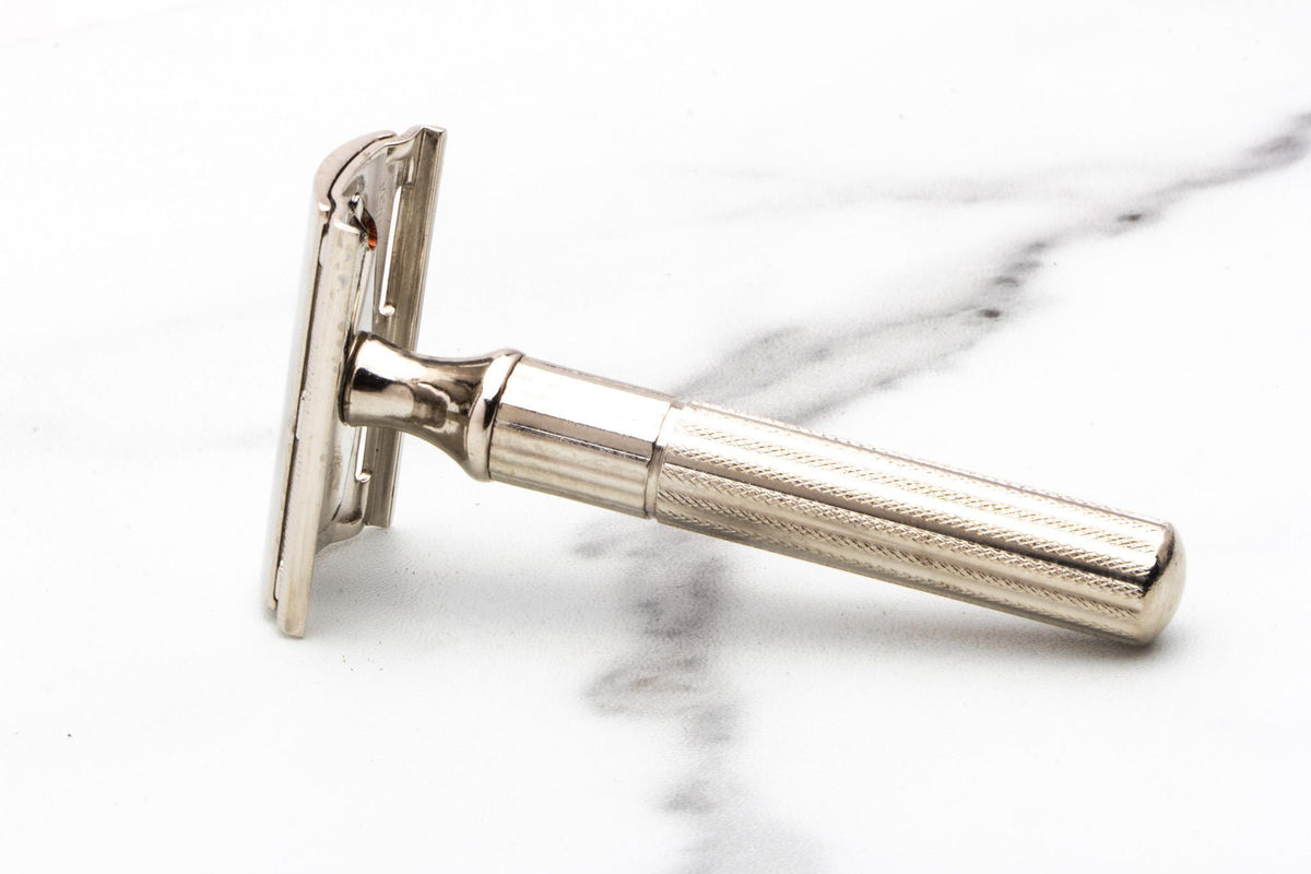 1947-51 Gillette Fat Handle Tech Thee Piece Double Edge Safety Razor Set | Original Condition