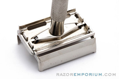 1960's Gillette English Parat Razor Set - Made in England