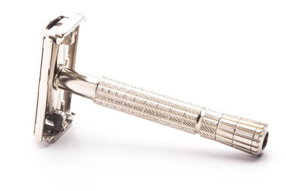 1957 C1 Gillette Super Speed Flare Tip Double Edge Safety Razor Fishing Kit
