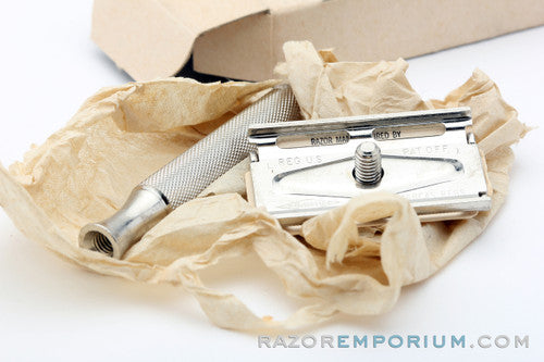1966 Gillette NOS Ball End Tech Double Edge Safety Razor