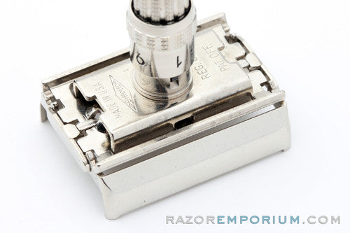 1965 Gillette Slim Adjustable TTO DE Safety Razor K1
