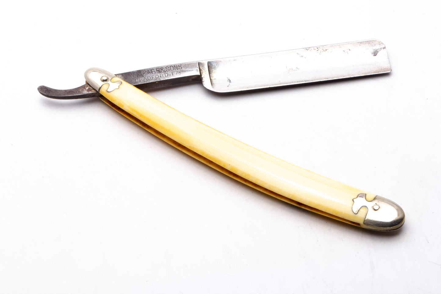 5/8" W.R Case & Sons "Bull's Eye" Classics on Clearance Straight Razor