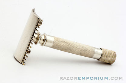 1905 Gillette Double Ring Old Type Safety Razor Set w/ Case NY & Blade Banks
